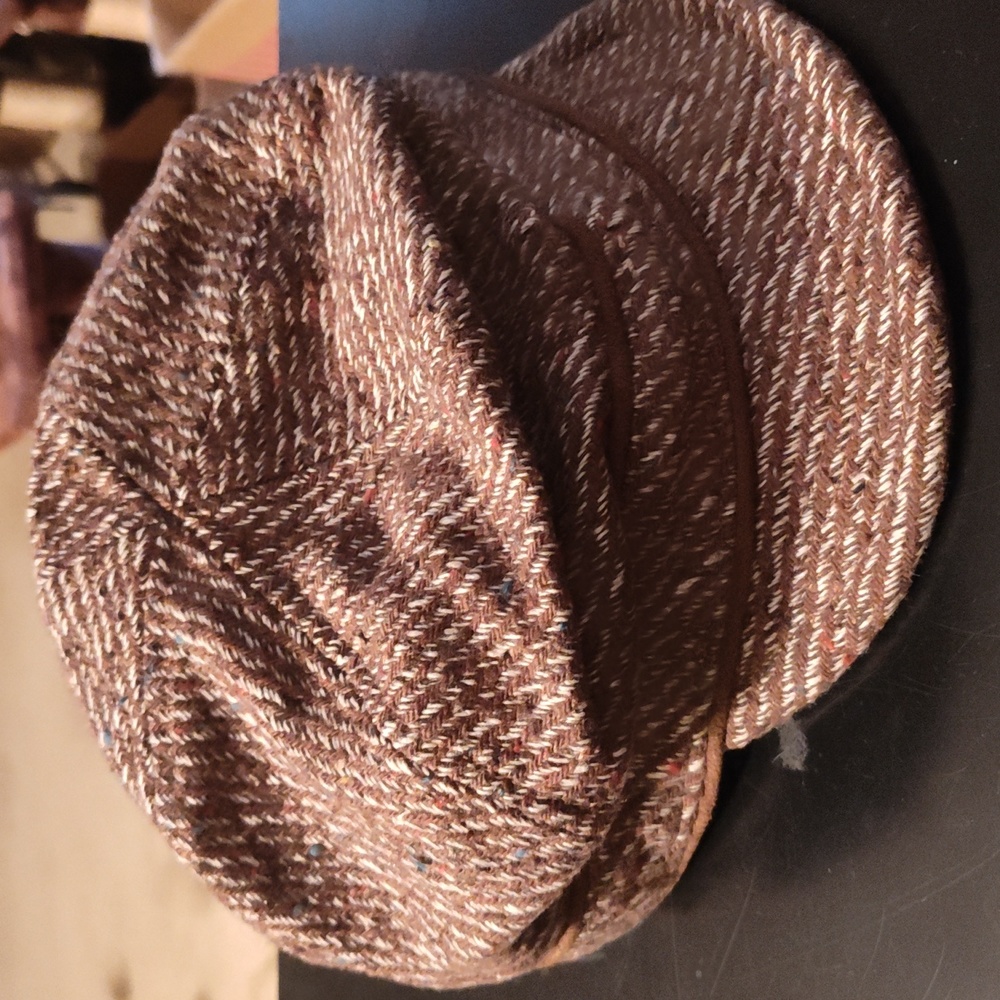 Women's hat